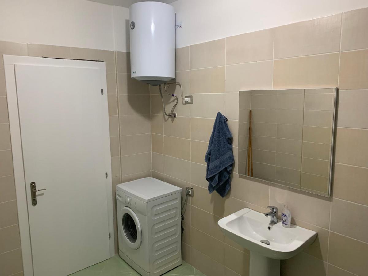 Eri Apartments 4 Shëngjin Kültér fotó