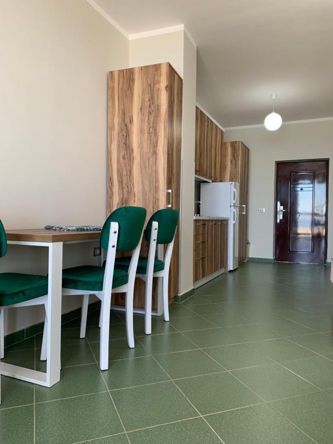 Eri Apartments 4 Shëngjin Kültér fotó