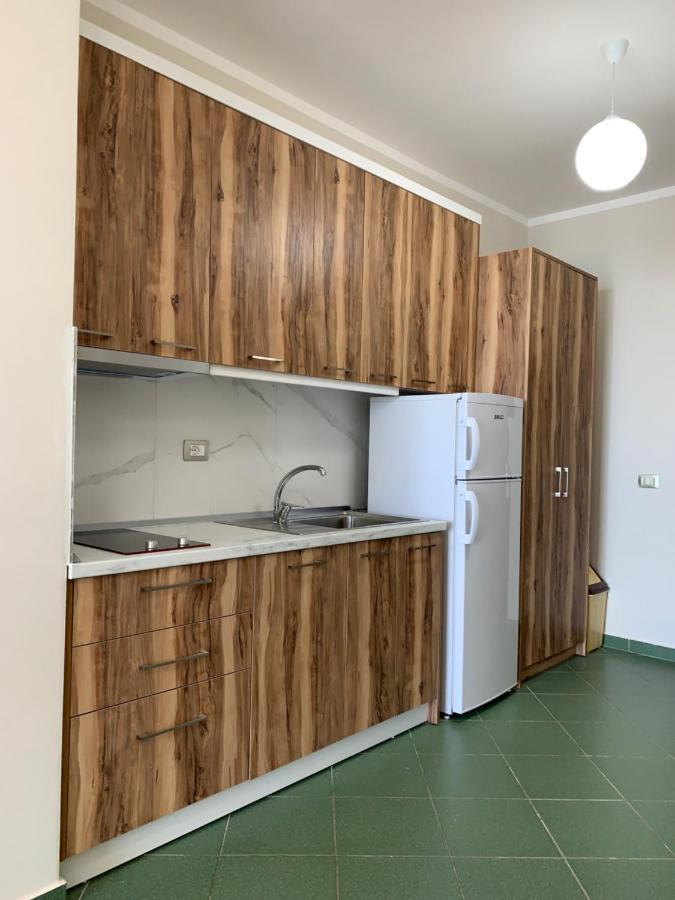 Eri Apartments 4 Shëngjin Kültér fotó
