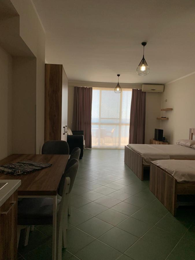 Eri Apartments 4 Shëngjin Kültér fotó