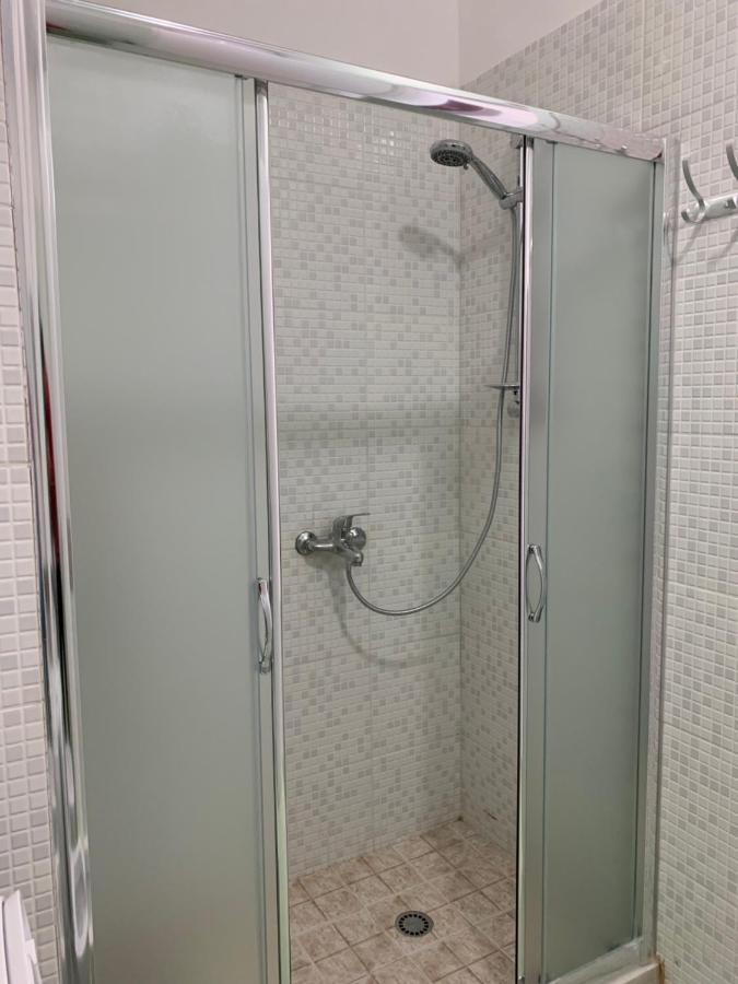 Eri Apartments 4 Shëngjin Kültér fotó