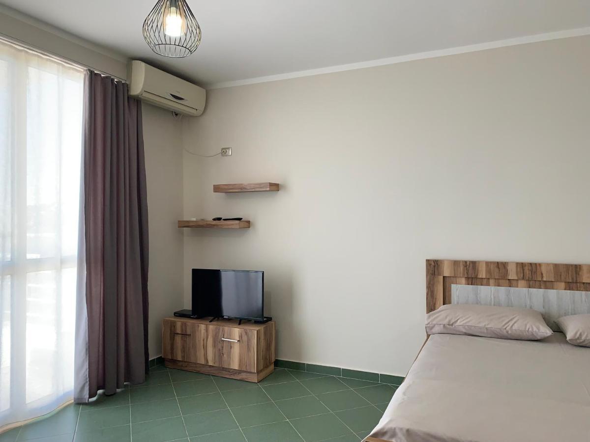 Eri Apartments 4 Shëngjin Kültér fotó