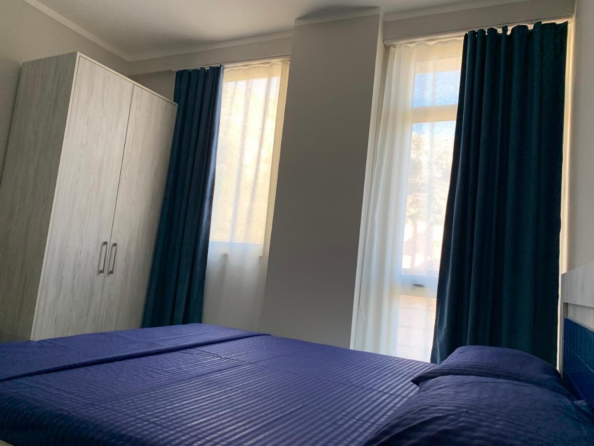 Eri Apartments 4 Shëngjin Kültér fotó